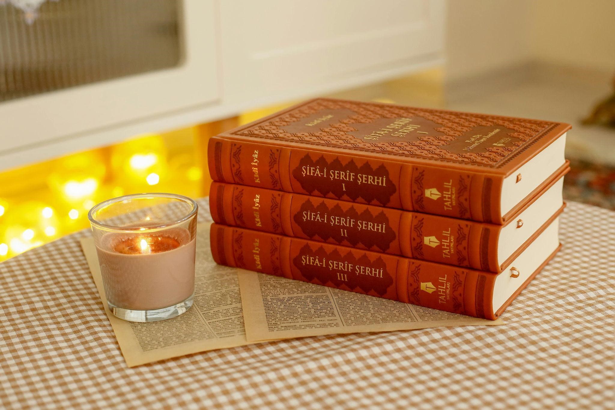 Подарункові видання книг: преміальні техніки прикраси (конгрев, тиснення, 3D-ефекти)